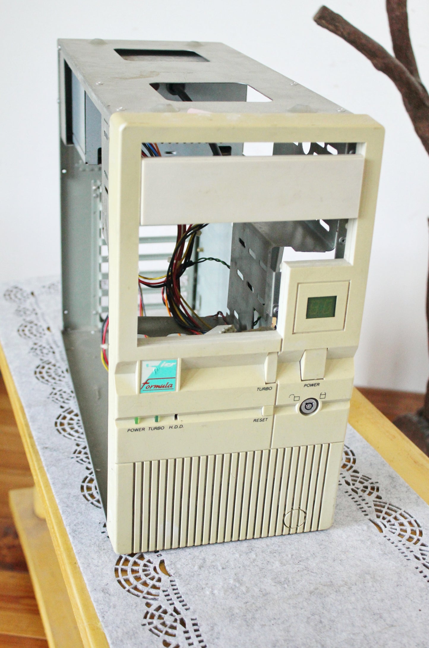 Vintage 90s AT Desktop Computer Case | Retro Beige PC Tower with Turbo Button & LED Display | Collector’s Industrial Tech Decor