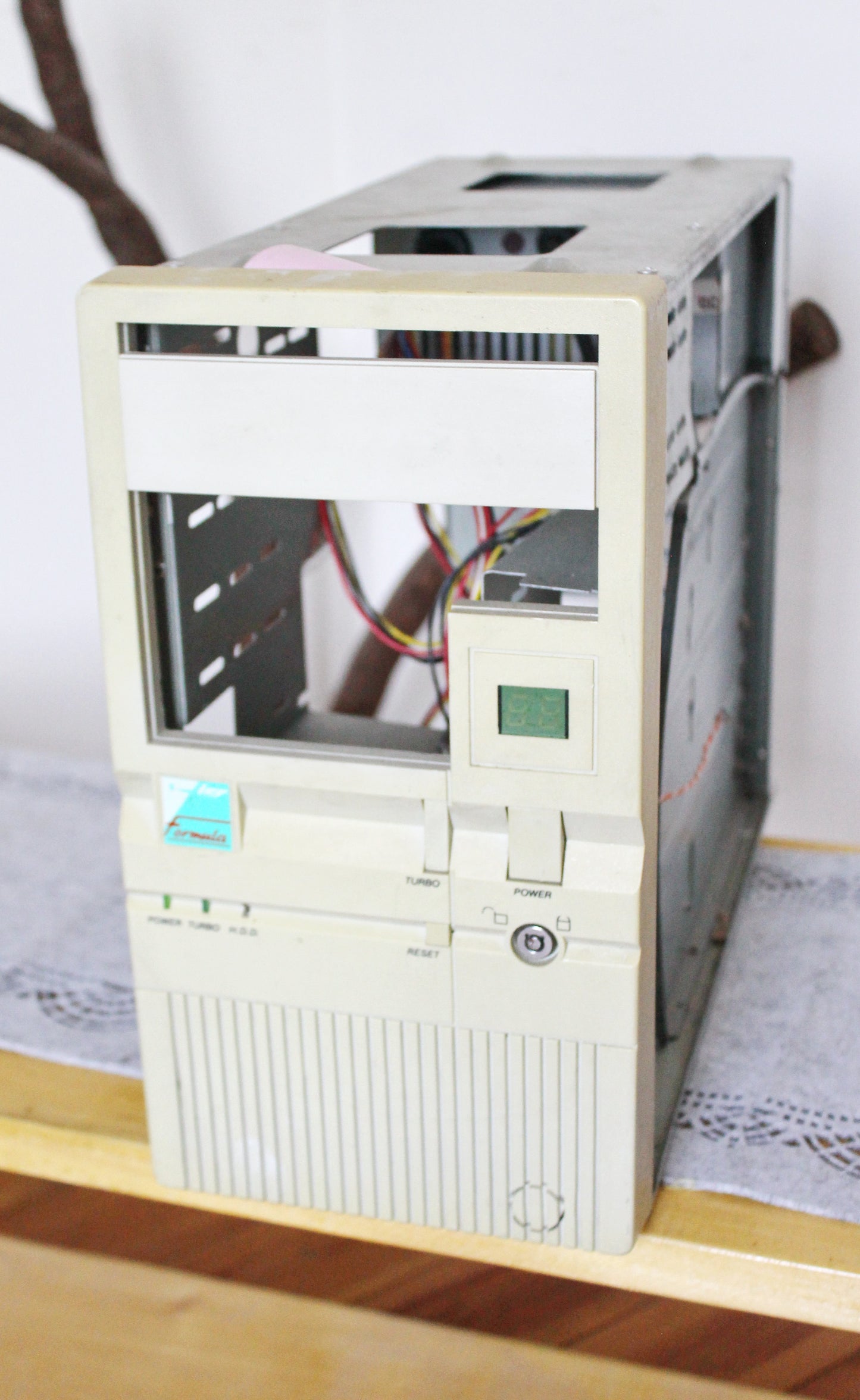 Vintage 90s AT Desktop Computer Case | Retro Beige PC Tower with Turbo Button & LED Display | Collector’s Industrial Tech Decor