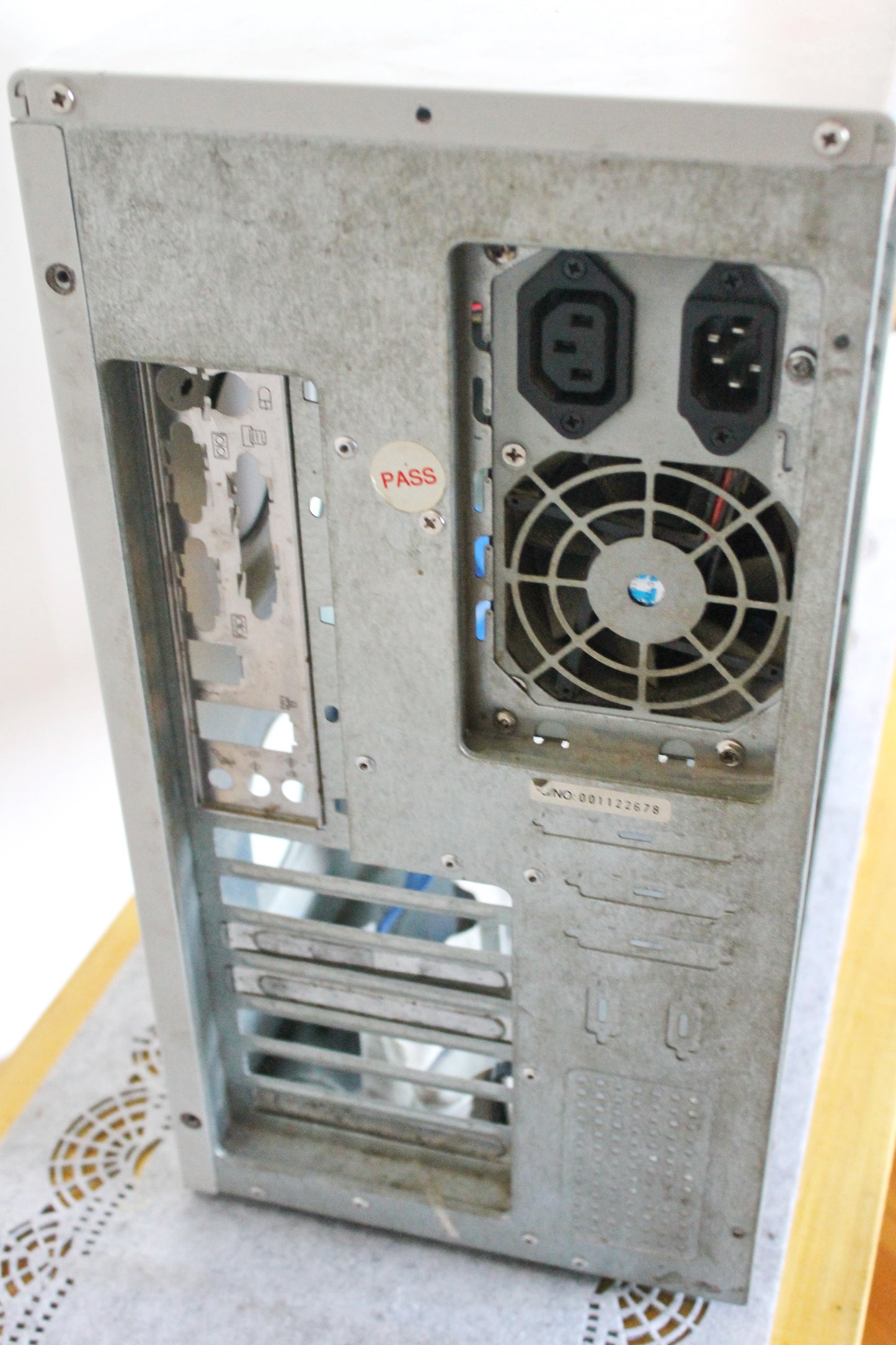 Vintage 1990s AT Desktop Computer Case with Rare Sliding Front Panel - Beige Turquoise Tower -Retro PC Shell for Display or DIY Build