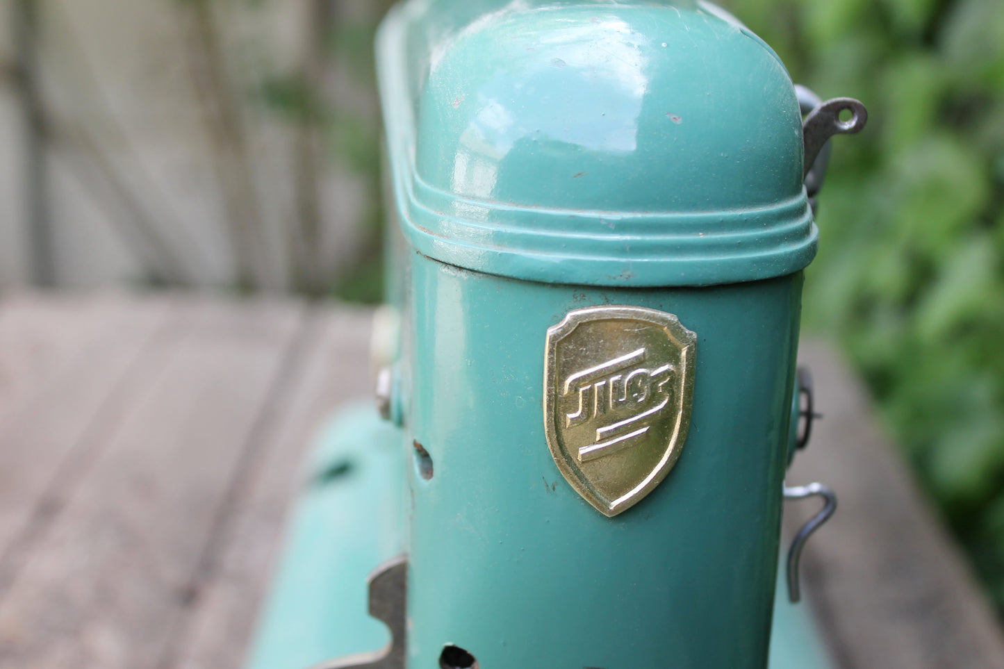 Vintage portable electrified sewing machine "Tula" model No. 1 - made in the USSR - 1958 - Vintage Soviet TULA