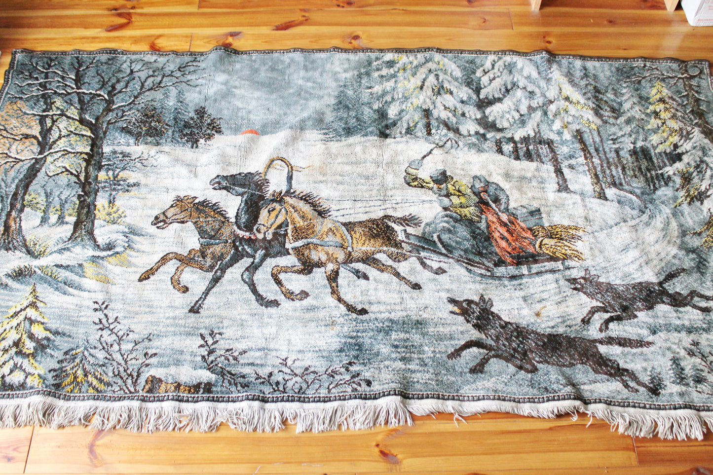 Vintage USSR big wool/cotton tapestry/carpet "Wolves" - 96 inches - Bedspread, wool cover, old carpet, rug - Wall Hanging Rug