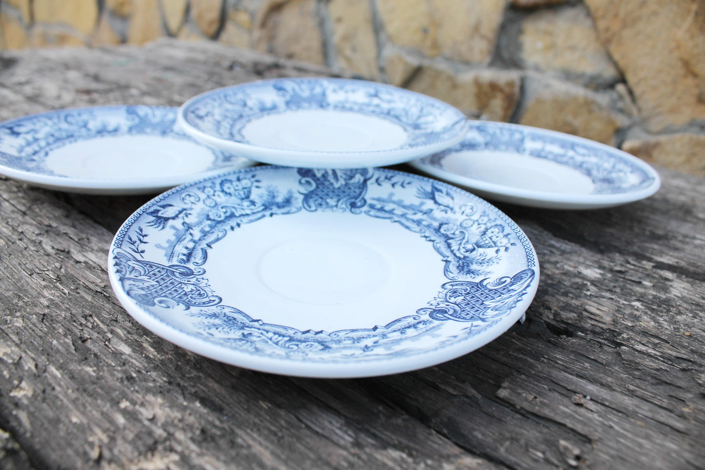 Set of 5 Germany vintage ceramic saucers - made in Germany - beautiful ceramic saucers - 1980s