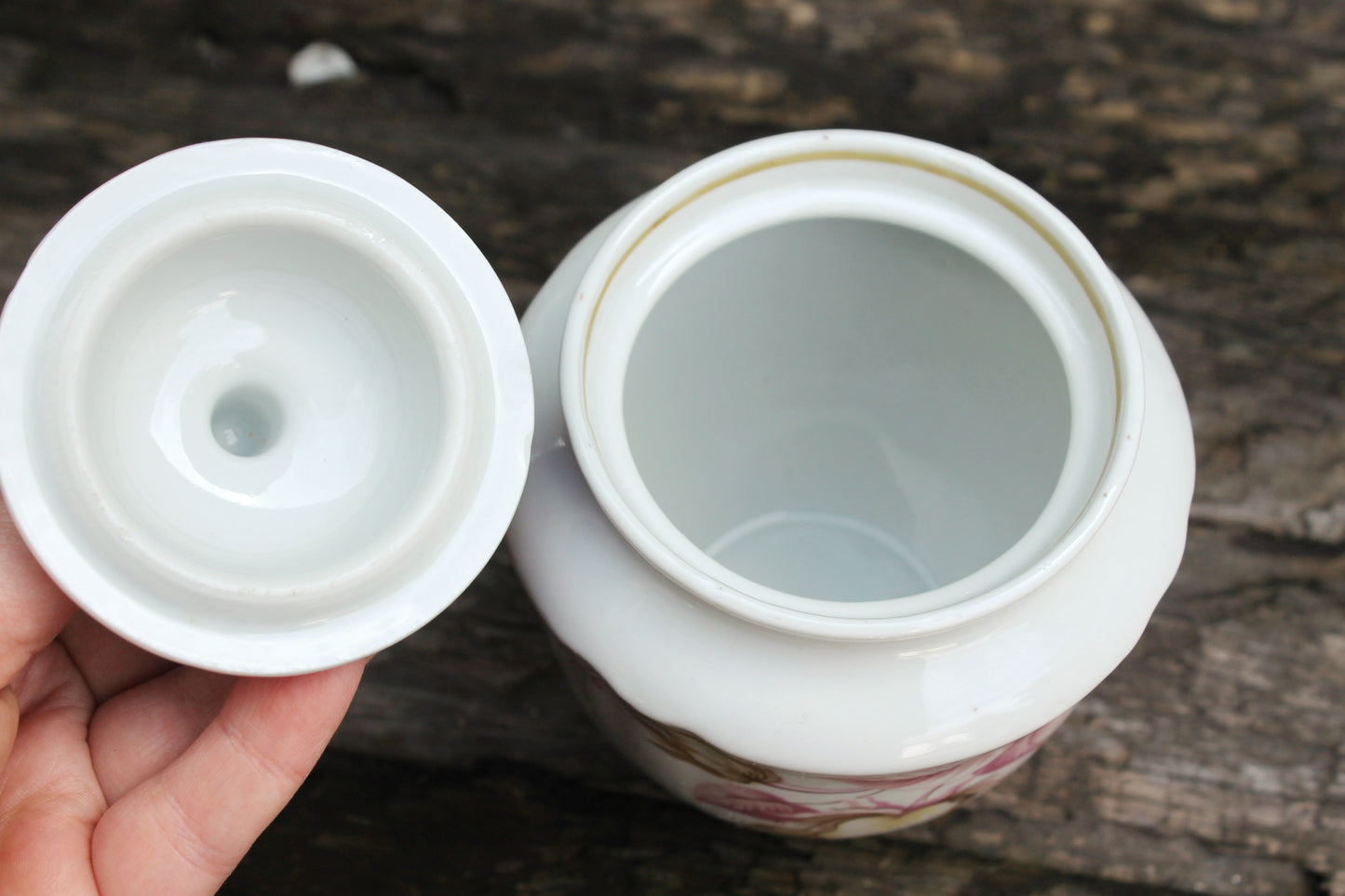 Vintage USSR ceramic sugar bowl from servise - Baranivka Porcelain Factory - beautiful soviet ceramic sugar bowl - 1970s