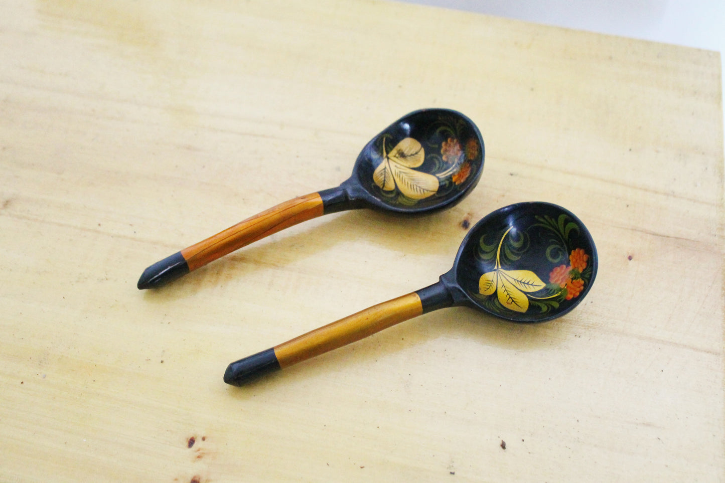 Set of 2 Vintage used Ukrainain wooden spoons. 1970s, hand painted - Soviet era - from the USSR, antique spoons - 1970s