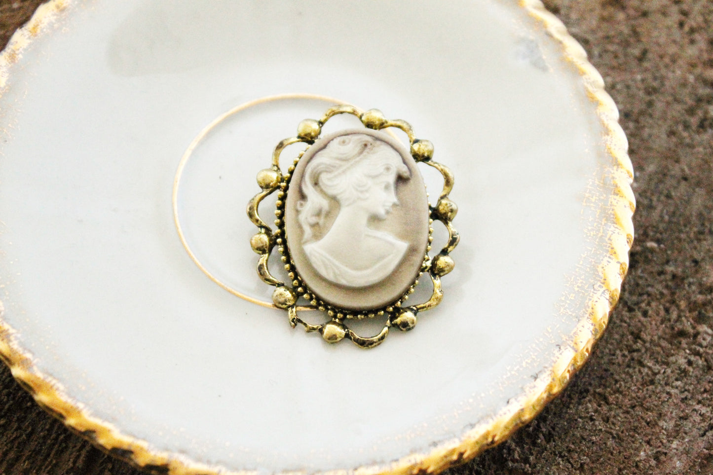 Vintage Antique Cameo - Vintage Soviet Mother's Day Jewelry - Jewelry Gift USSR - Art Deco Cameo