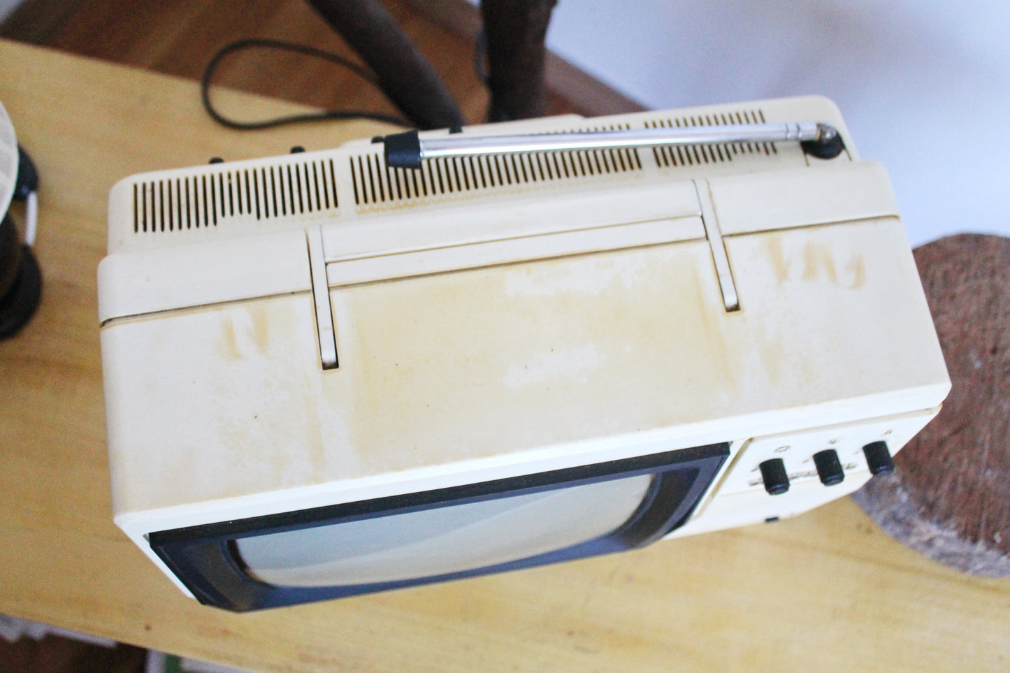 Soviet vintage small TV - television set - made in USSR - working vintage TV - 1985 - Sapphire-412