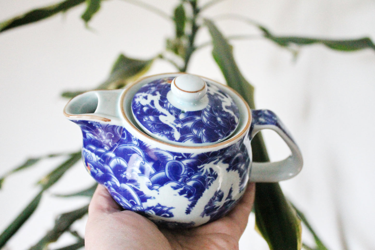 Porcelain beautiful China Set of Tea Pot and two tea glassess - Vintage porcelain - 1980-1990s