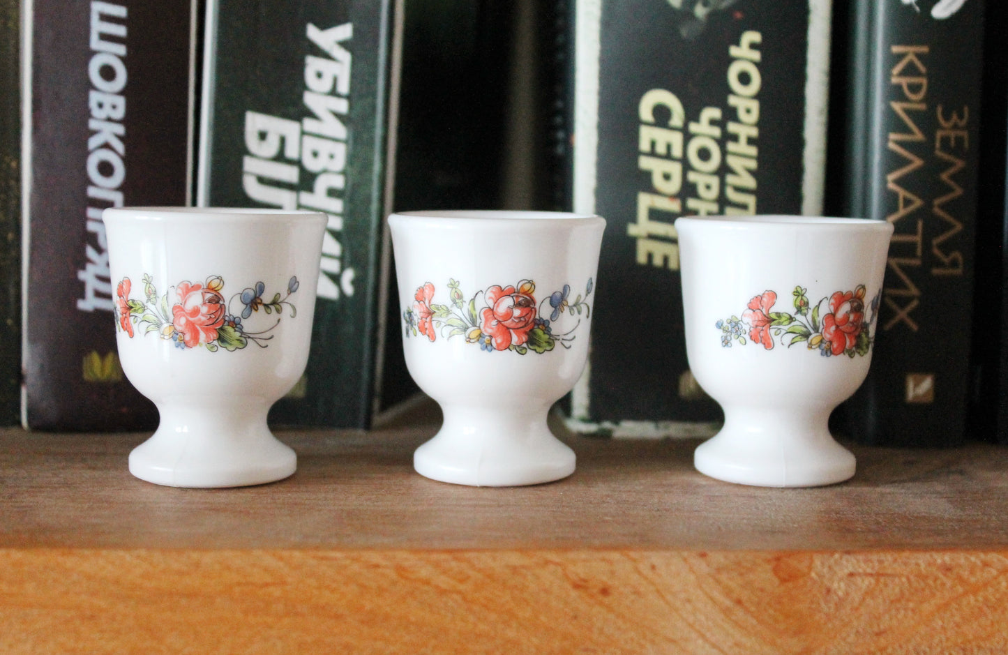 Set of three Vintage porcelain egg holders - 2.3 inches - Vintage France ceramic egg stand - 1980s