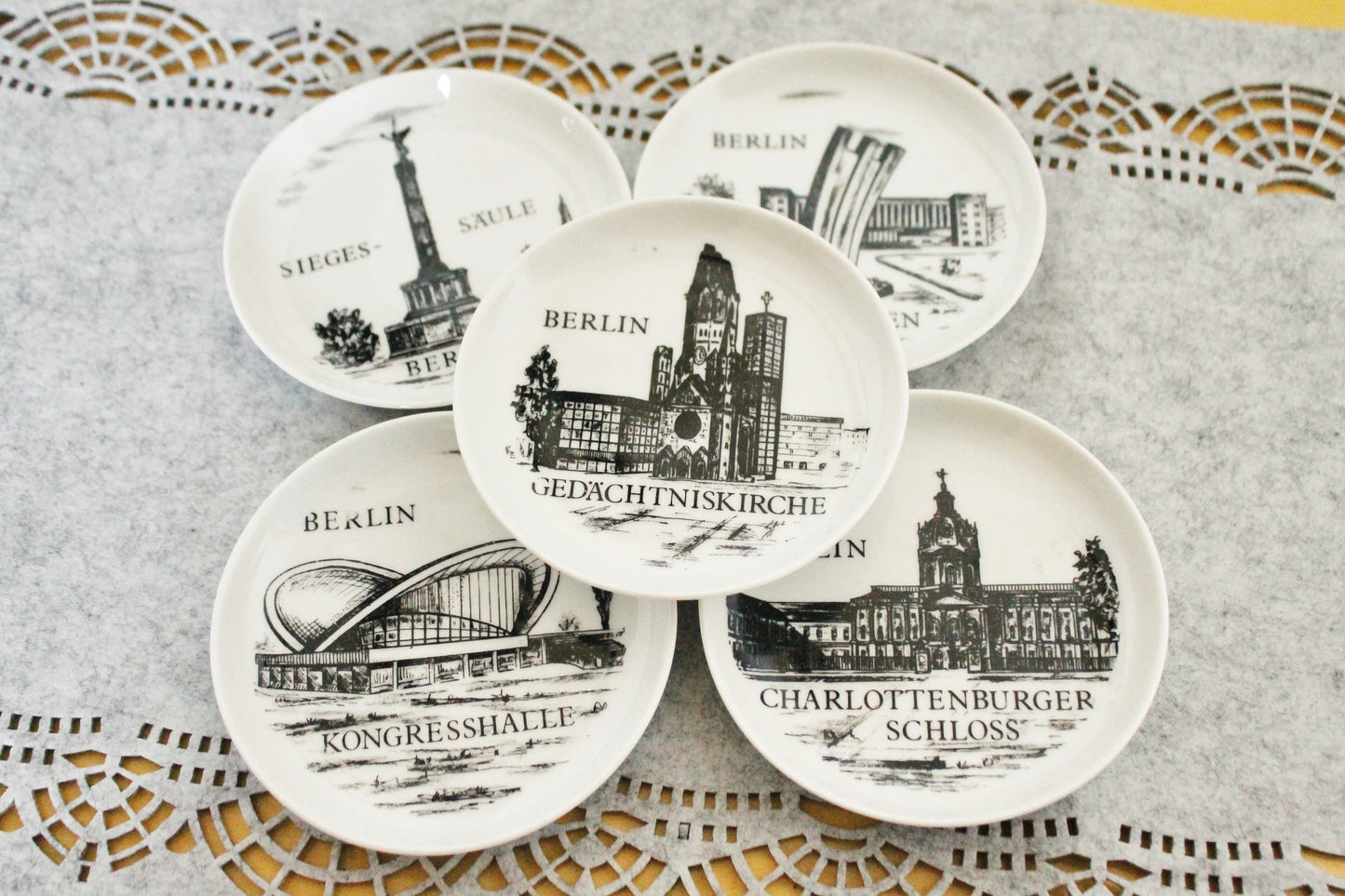 Vintage decorative Edelstein Bavaria porcelain plates - Berlin. Made in Germany. Set of 5 - 1990