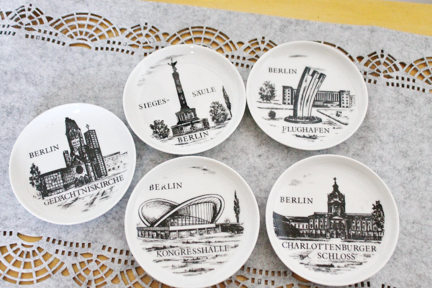 Vintage decorative Edelstein Bavaria porcelain plates - Berlin. Made in Germany. Set of 5 - 1990