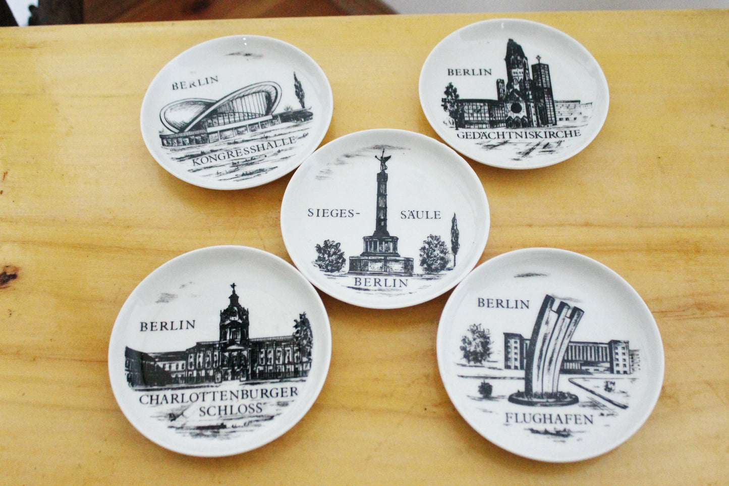 Vintage decorative Edelstein Bavaria porcelain plates - Berlin. Made in Germany. Set of 5 - 1990