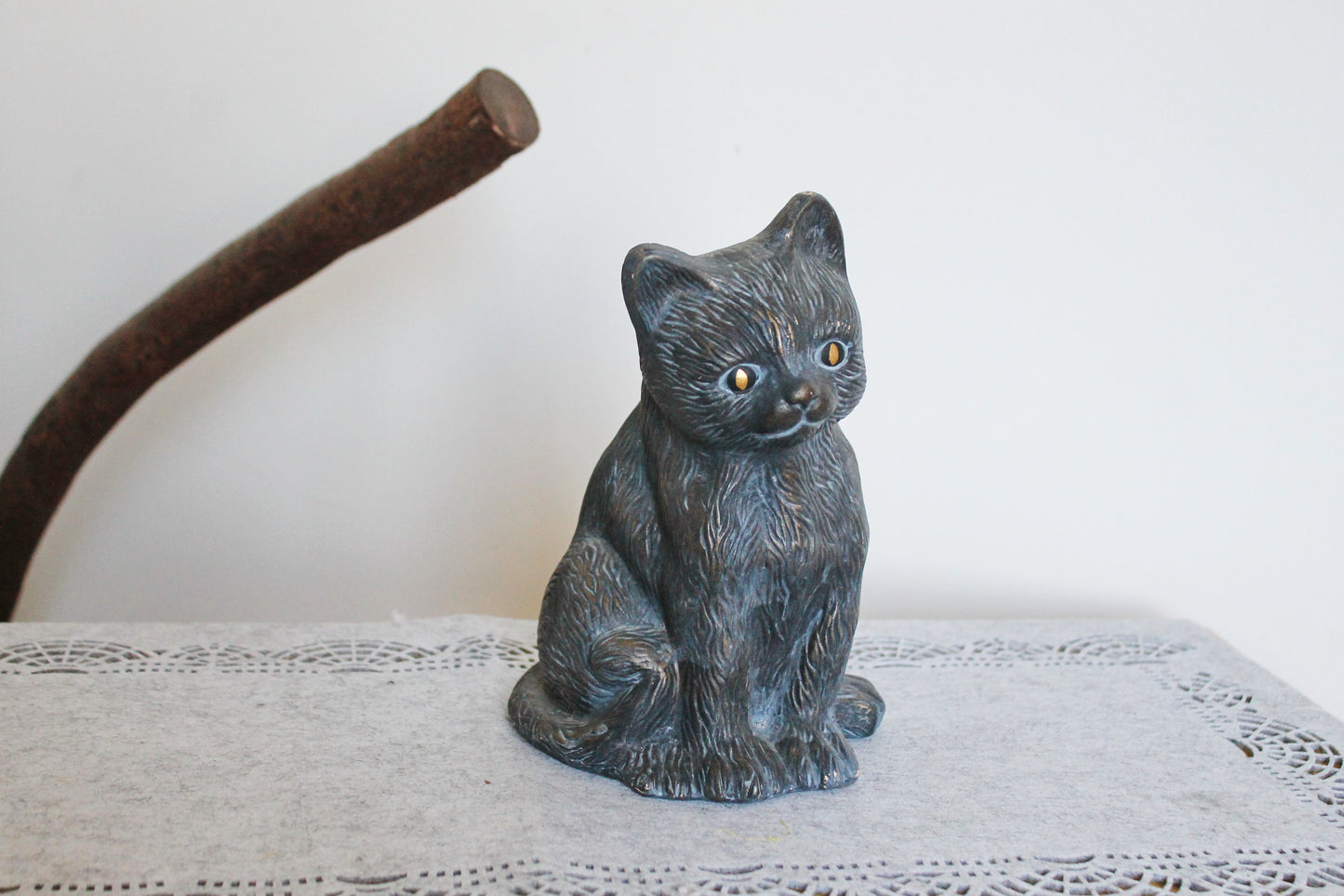 Vintage ceramic figurine Grey Cat - 8.3 inches - Germany statue - vintage Germany ceramic figurine - 1990s