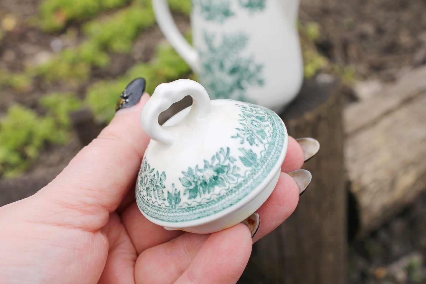 Beautiful vintage small Tea Pot - 5.1 inches - vintage Germany ceramic - Villeroy & Boch Fasan teapot -1980s