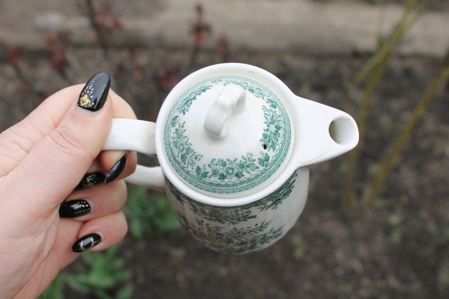 Beautiful vintage small Tea Pot - 5.1 inches - vintage Germany ceramic - Villeroy & Boch Fasan teapot -1980s
