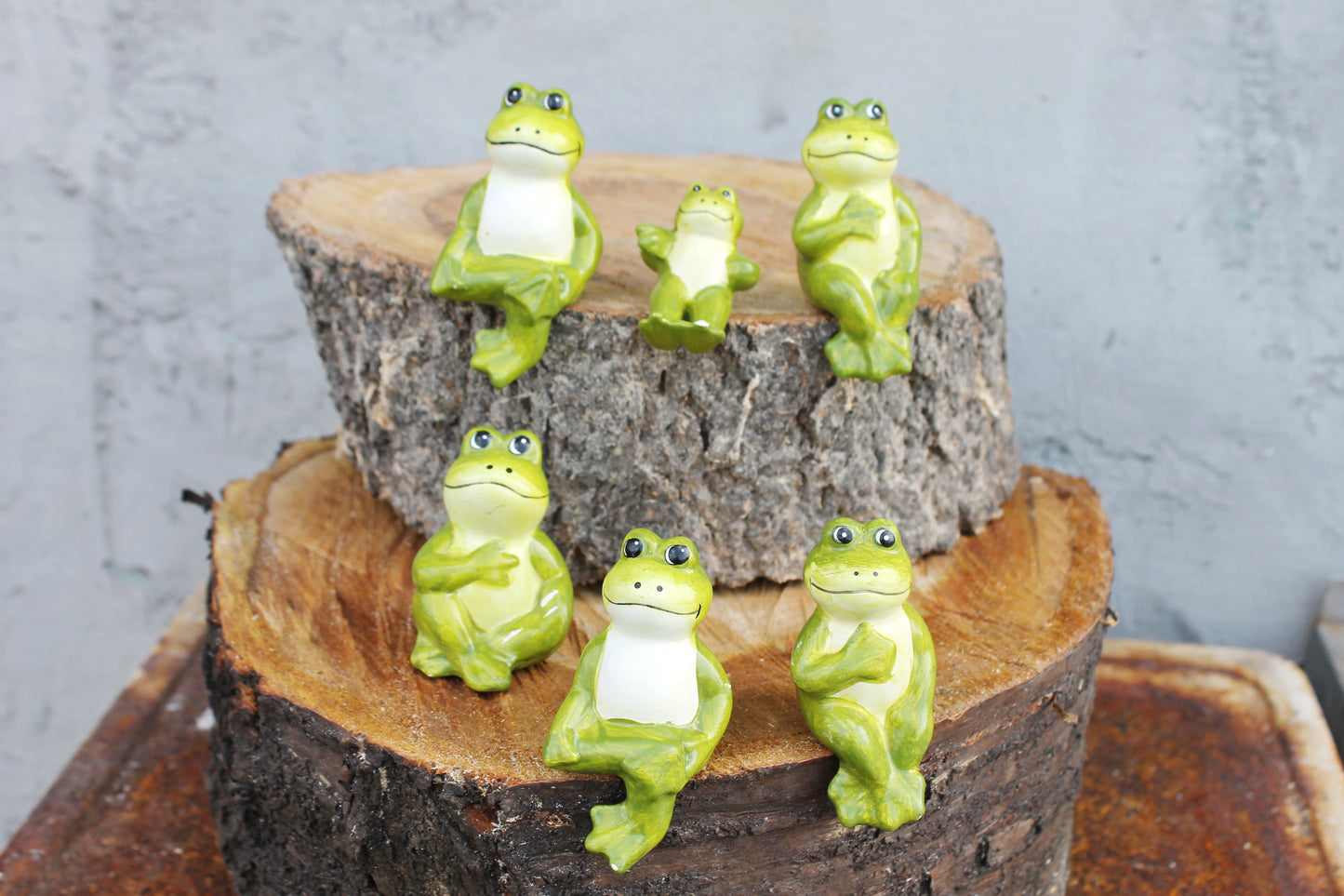 Vintage porcelain set of six sitting Frogs - Germany small figurines - vintage decor - Germany vintage - 1990s