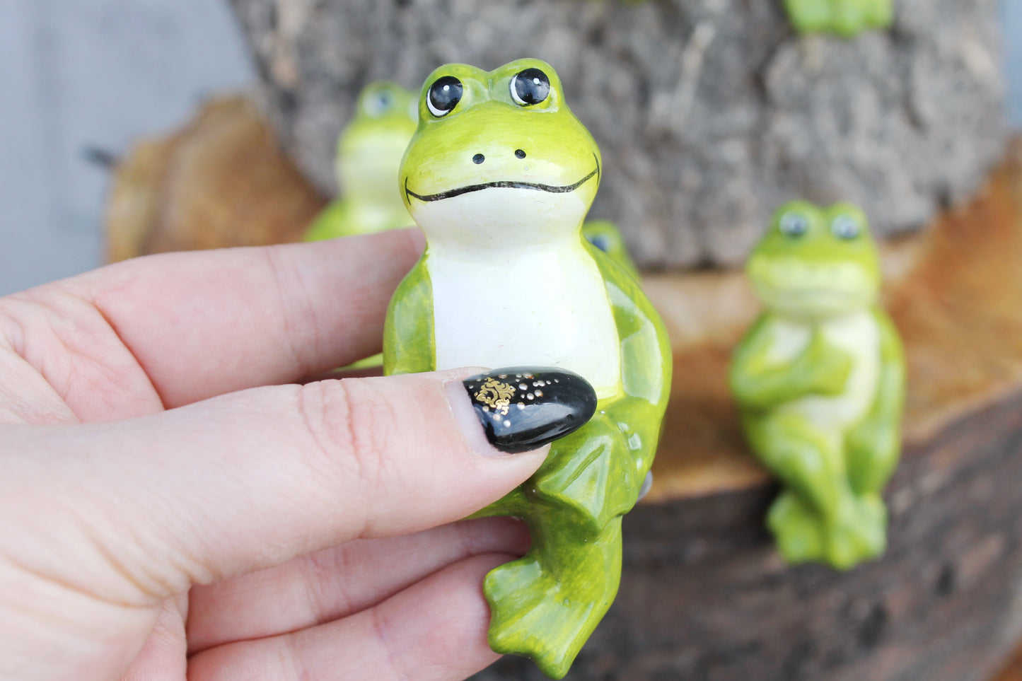 Vintage porcelain set of six sitting Frogs - Germany small figurines - vintage decor - Germany vintage - 1990s