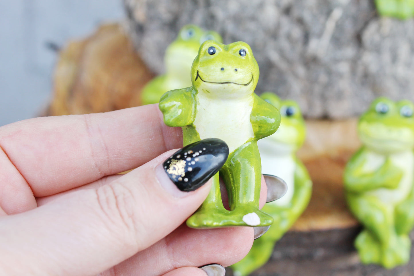 Vintage porcelain set of six sitting Frogs - Germany small figurines - vintage decor - Germany vintage - 1990s