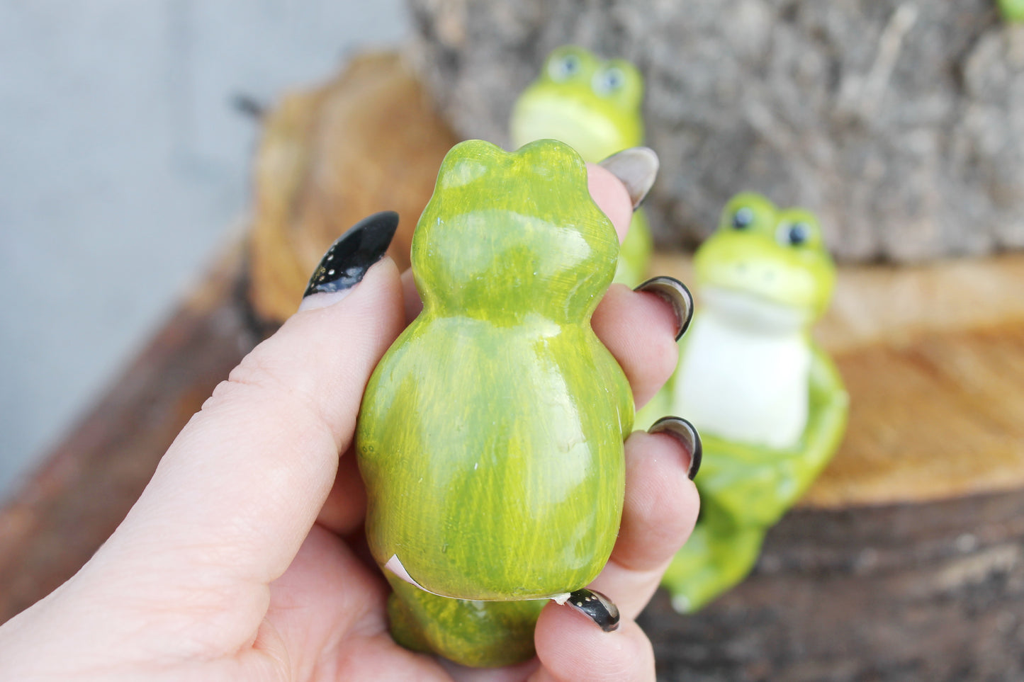 Vintage porcelain set of six sitting Frogs - Germany small figurines - vintage decor - Germany vintage - 1990s