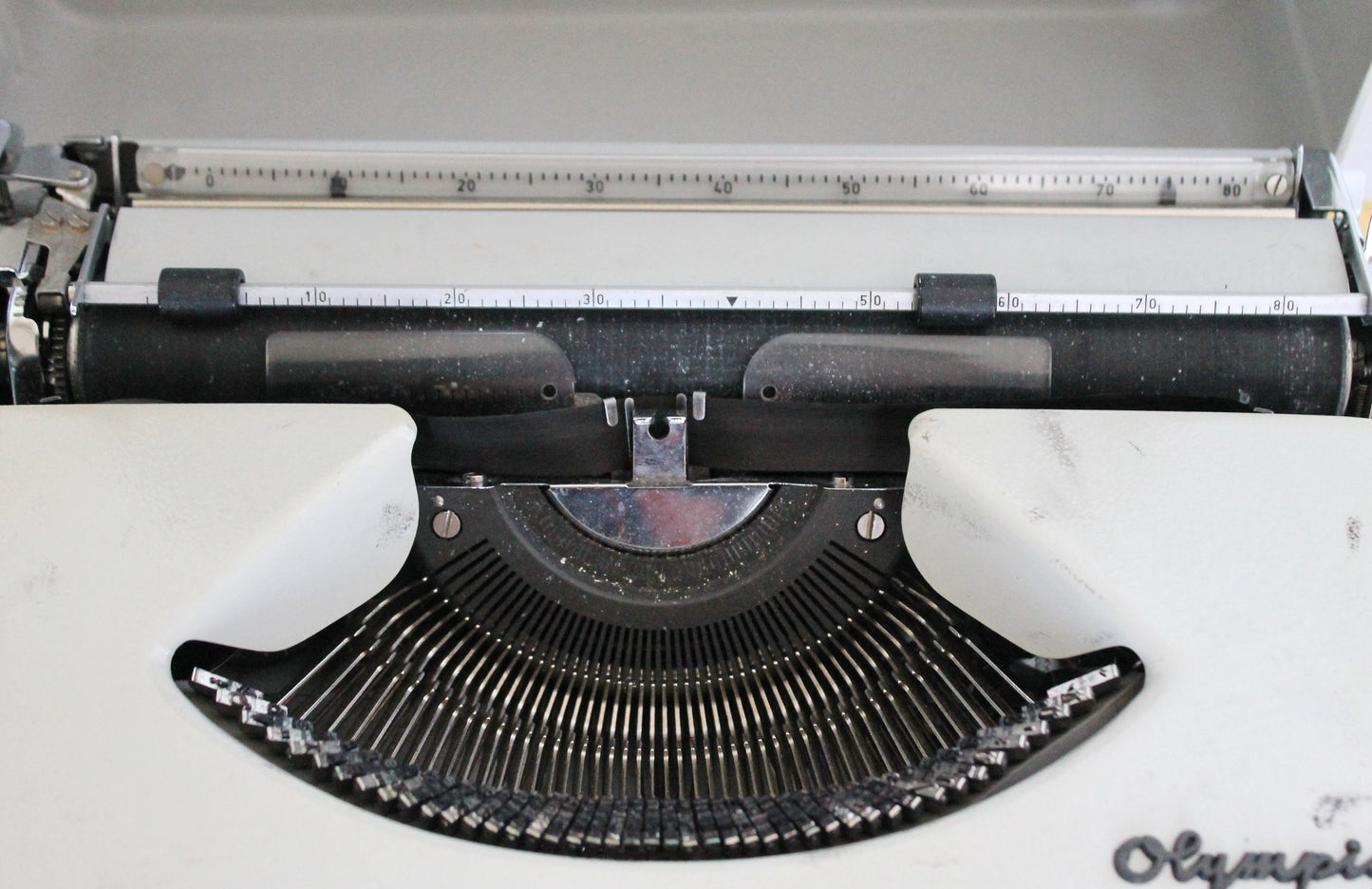 Vintage Olympia Splendid 66 Typewriter in original Case - Made in Germany