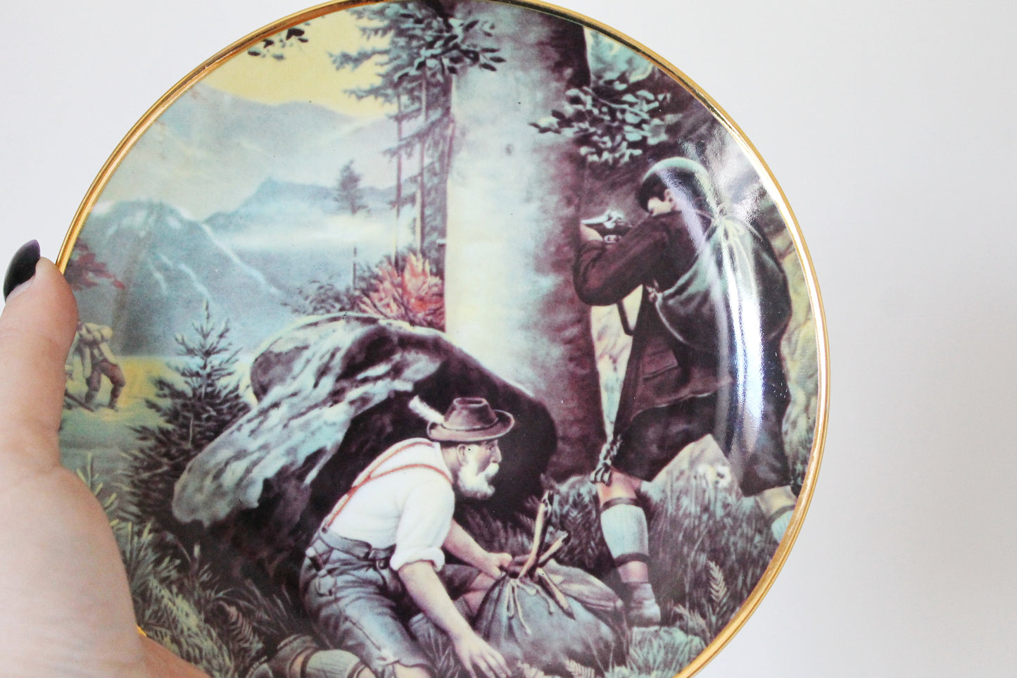 Vintage decorative porcelain plate 7.3 inches - Wall hanging plate - Germany vintage plate - 1980s