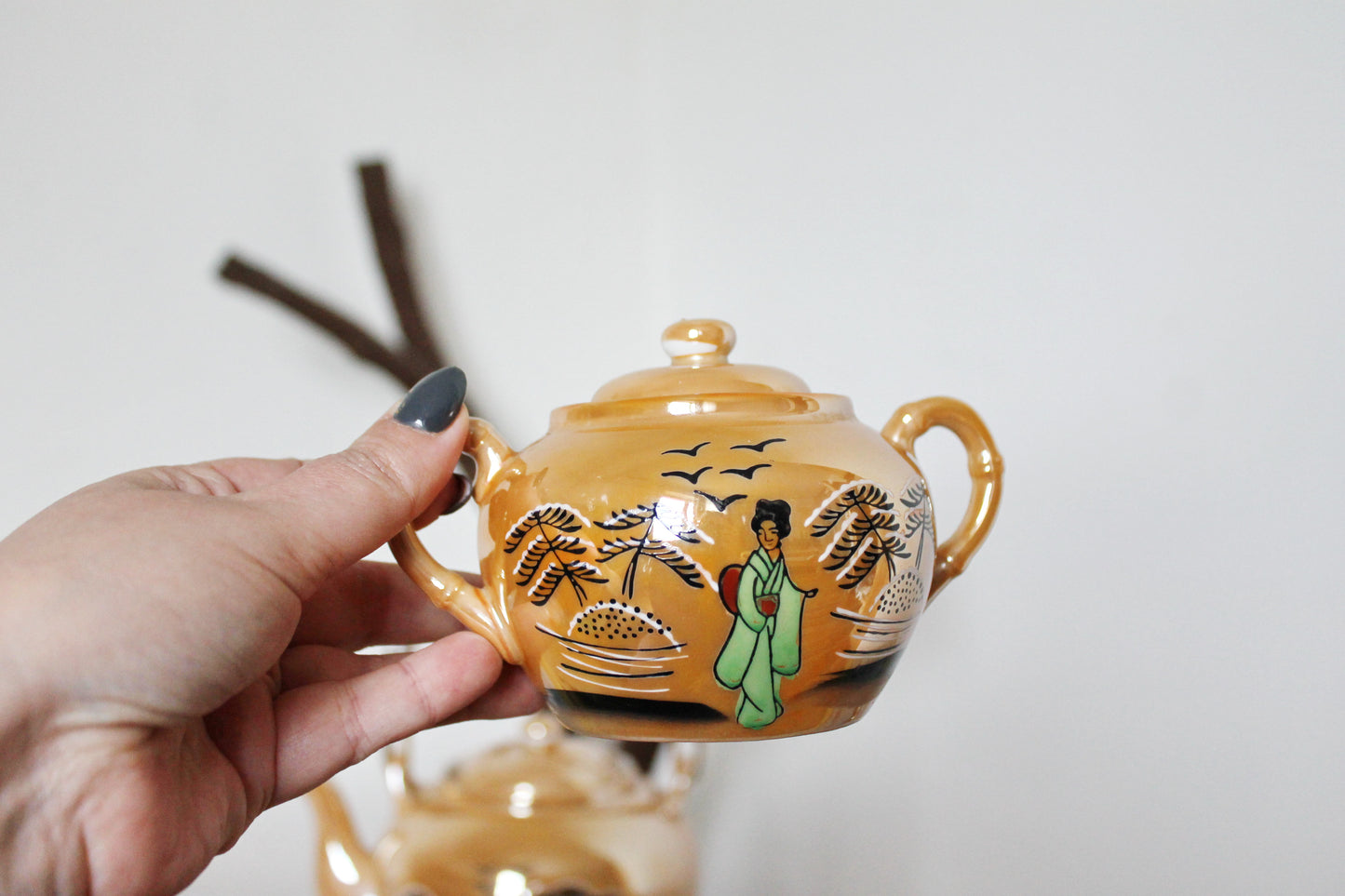 Porcelain beautiful oriental Tea Set with Japanese ornament - Vintage porcelain - 1980-1990s
