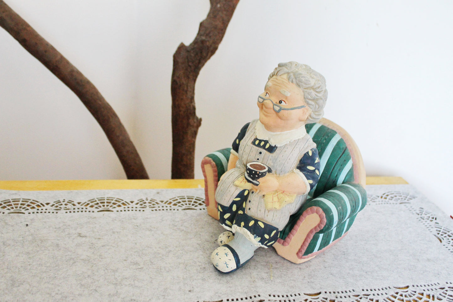 Vintage ceramic clay figurine - Grandmother on the Chair - 9.8 inches - Germany figurine - vintage decor - Germany vintage -1980-1990s