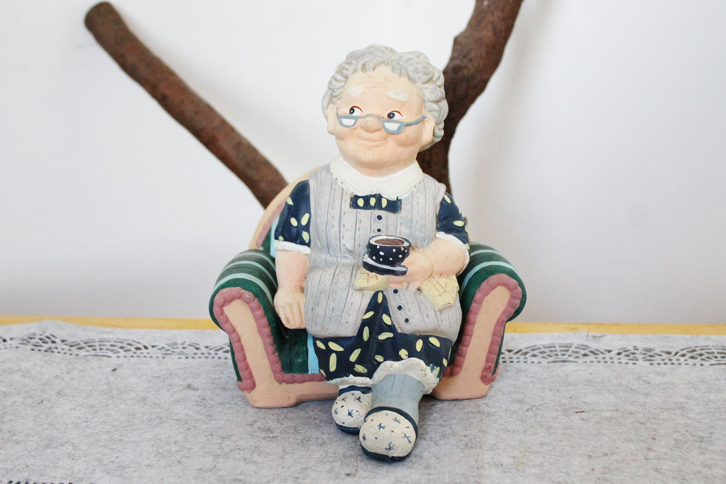 Vintage ceramic clay figurine - Grandmother on the Chair - 9.8 inches - Germany figurine - vintage decor - Germany vintage -1980-1990s