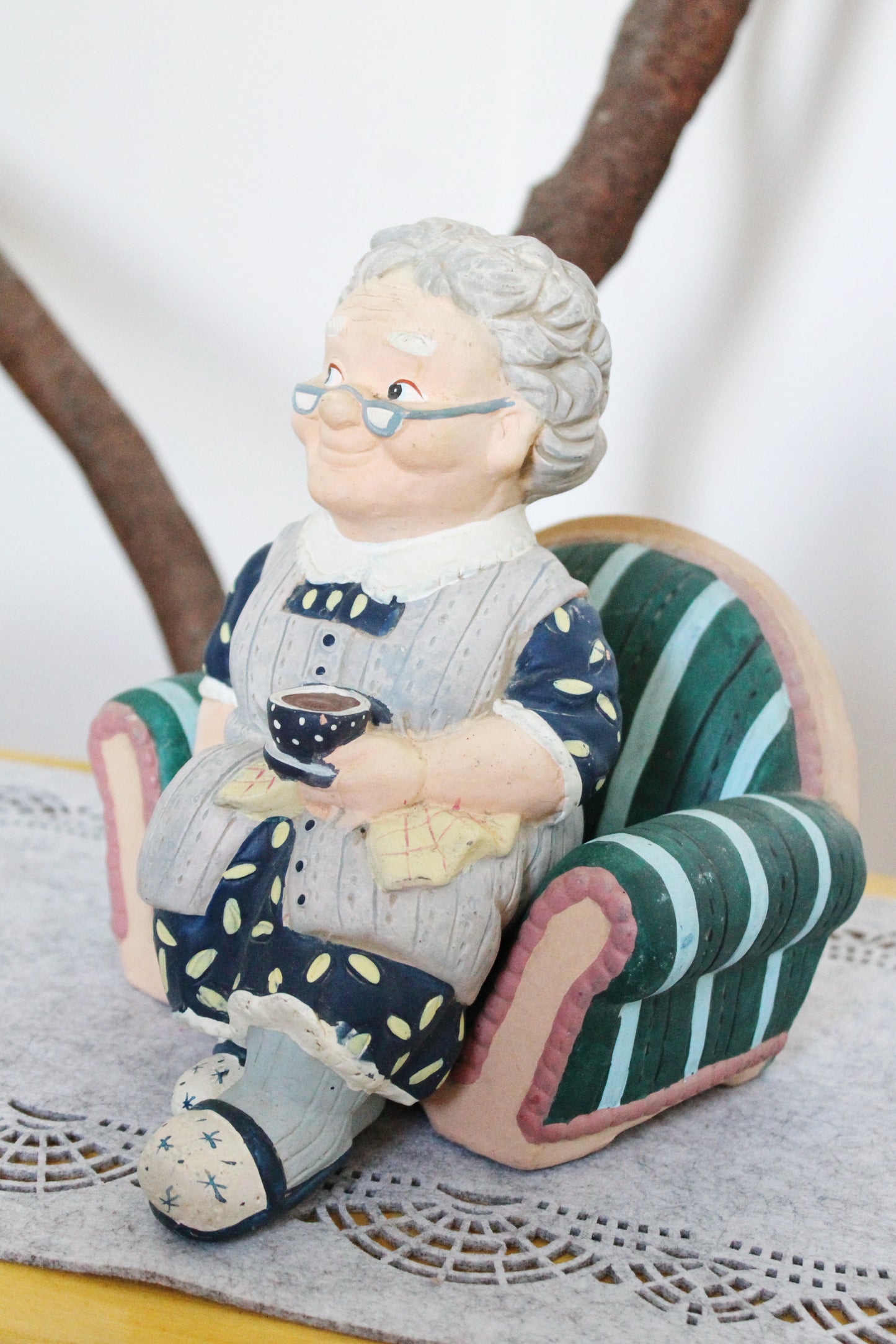 Vintage ceramic clay figurine - Grandmother on the Chair - 9.8 inches - Germany figurine - vintage decor - Germany vintage -1980-1990s