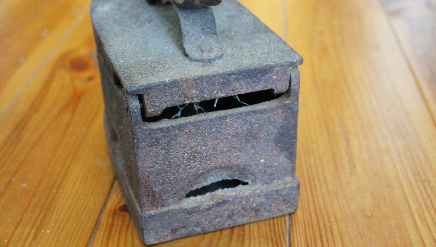 Wireless Antique 1940s iron on coal - USSR vintage - soviet iron - wireless USSR iron