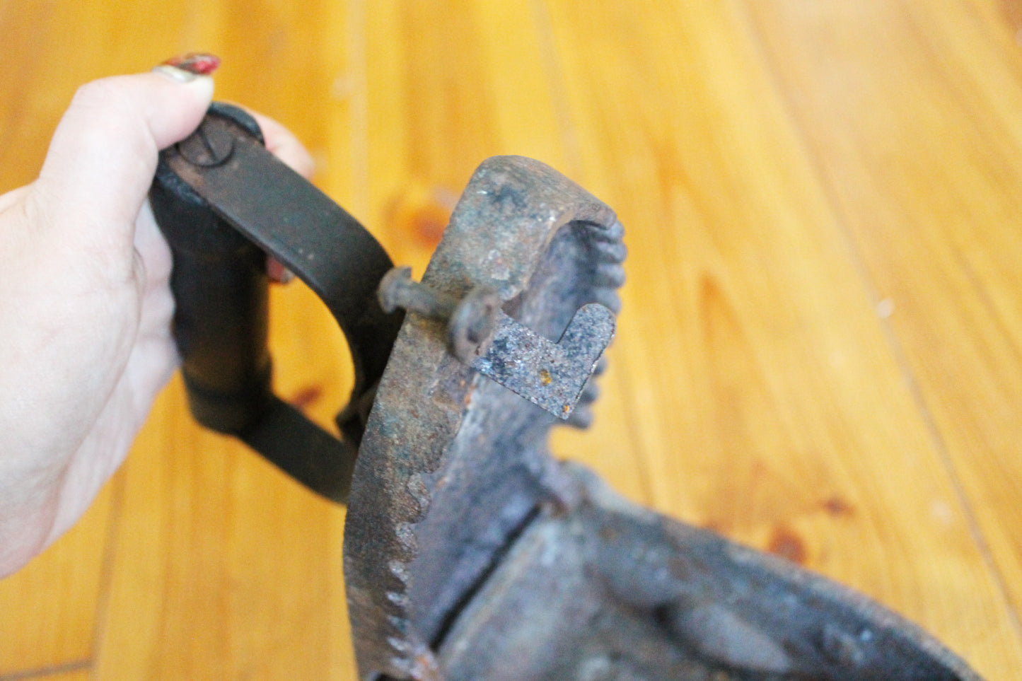 Wireless Antique 1940s iron on coal - USSR vintage - soviet iron - wireless USSR iron