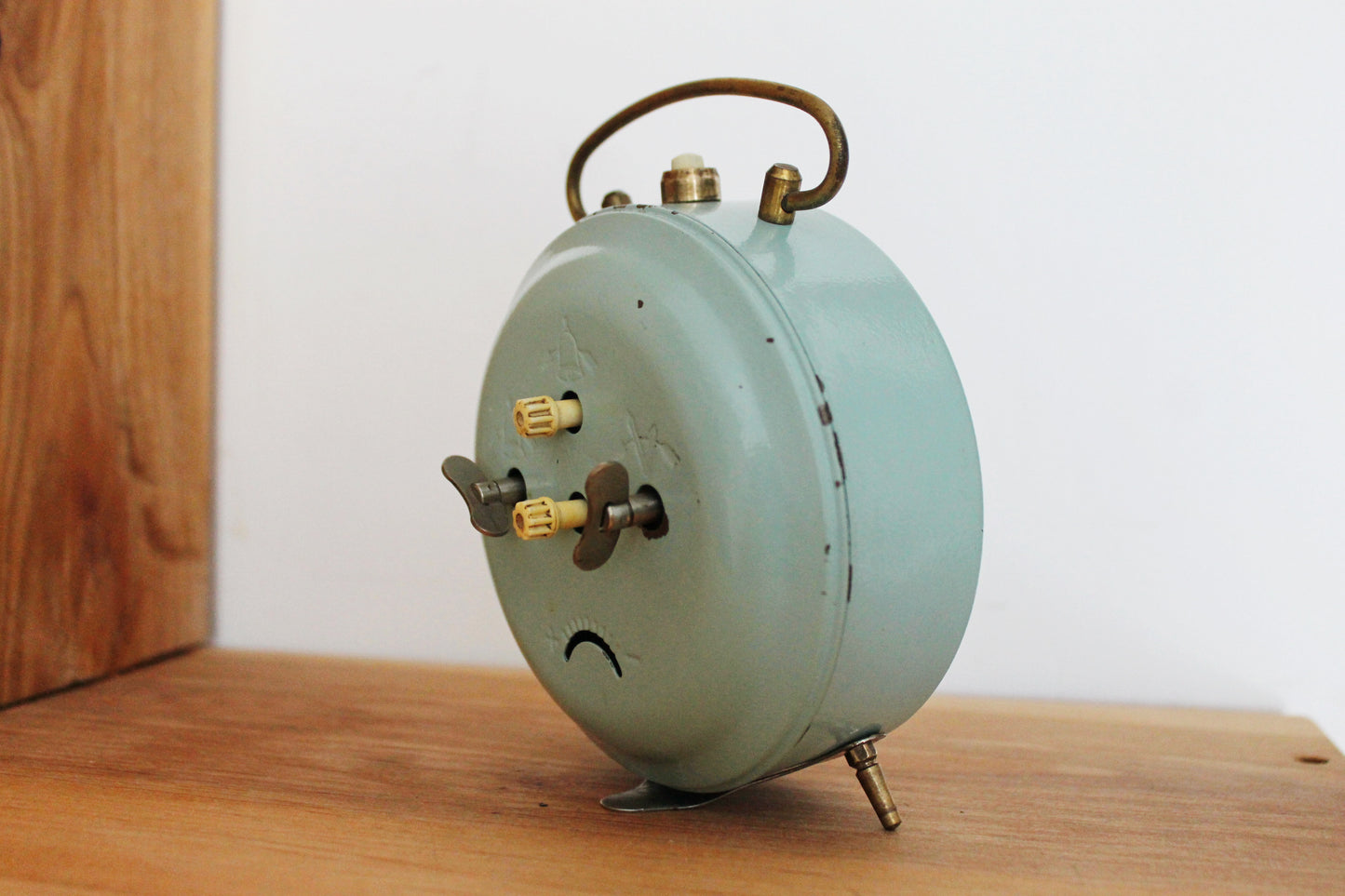 Shabby chic Jantar Alarm clock - Soviet clock 'Jantar' - Made in USSR - Vintage Alarm Clock - Working