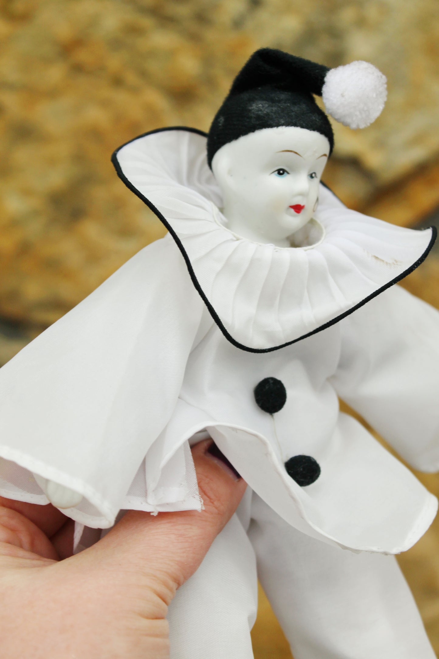 Set of two vintage porcelain Venetian small dolls Black/White- Harlequins - 20 cm - 7.9 inches - porcelain doll - decor doll - 1980s