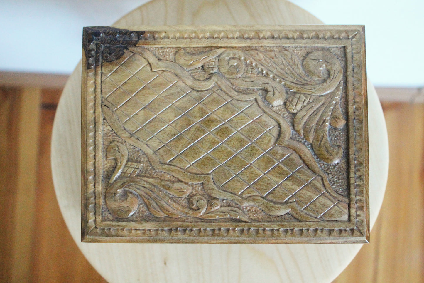 Vintage carved lacquer wooden box - made in Ukraine USSR vintage jewelry box - 1970s