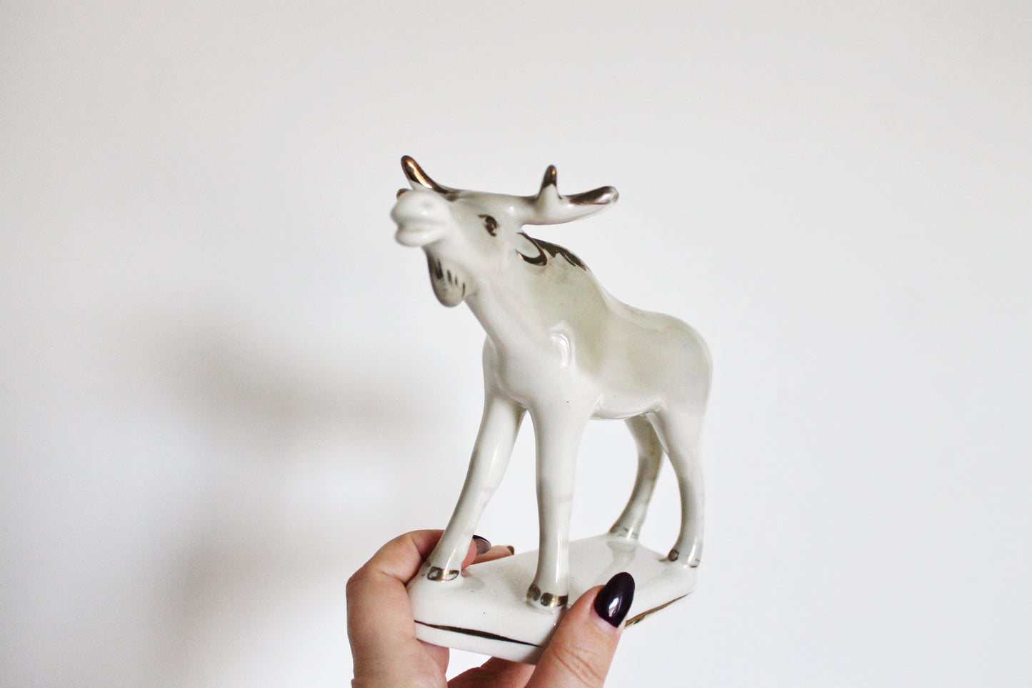 Vintage porcelain Elk - Ukrainian vintage - Ukrainain porcelain - Home decor - hand painted - made in USSR Ukraine - 1970s