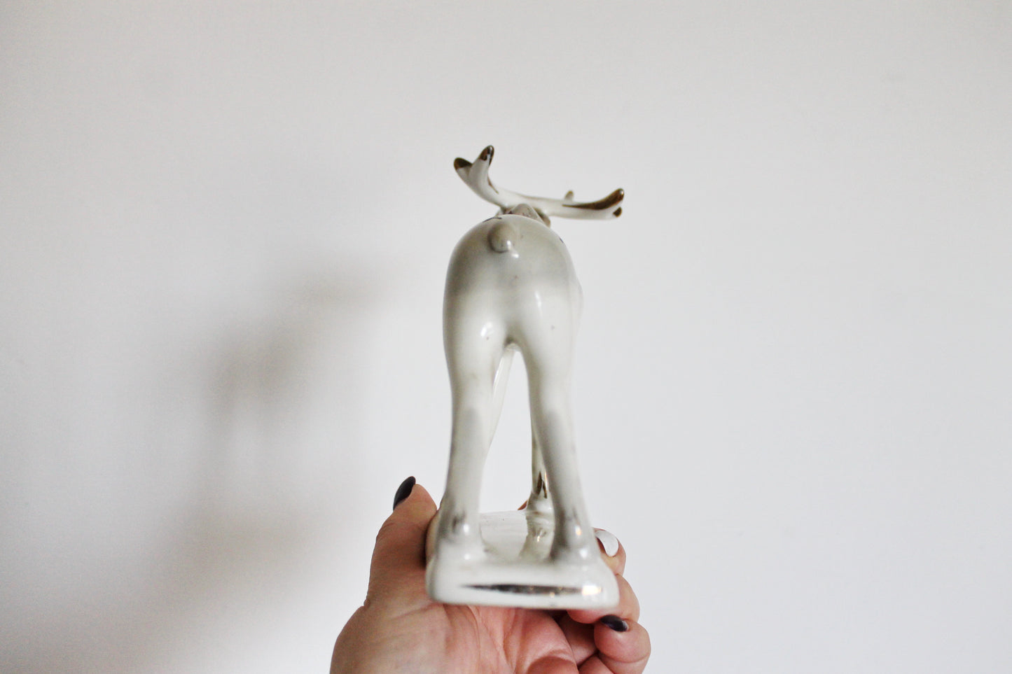 Vintage porcelain Elk - Ukrainian vintage - Ukrainain porcelain - Home decor - hand painted - made in USSR Ukraine - 1970s