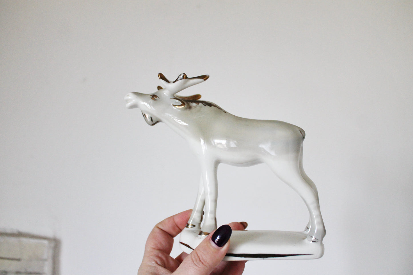 Vintage porcelain Elk - Ukrainian vintage - Ukrainain porcelain - Home decor - hand painted - made in USSR Ukraine - 1970s