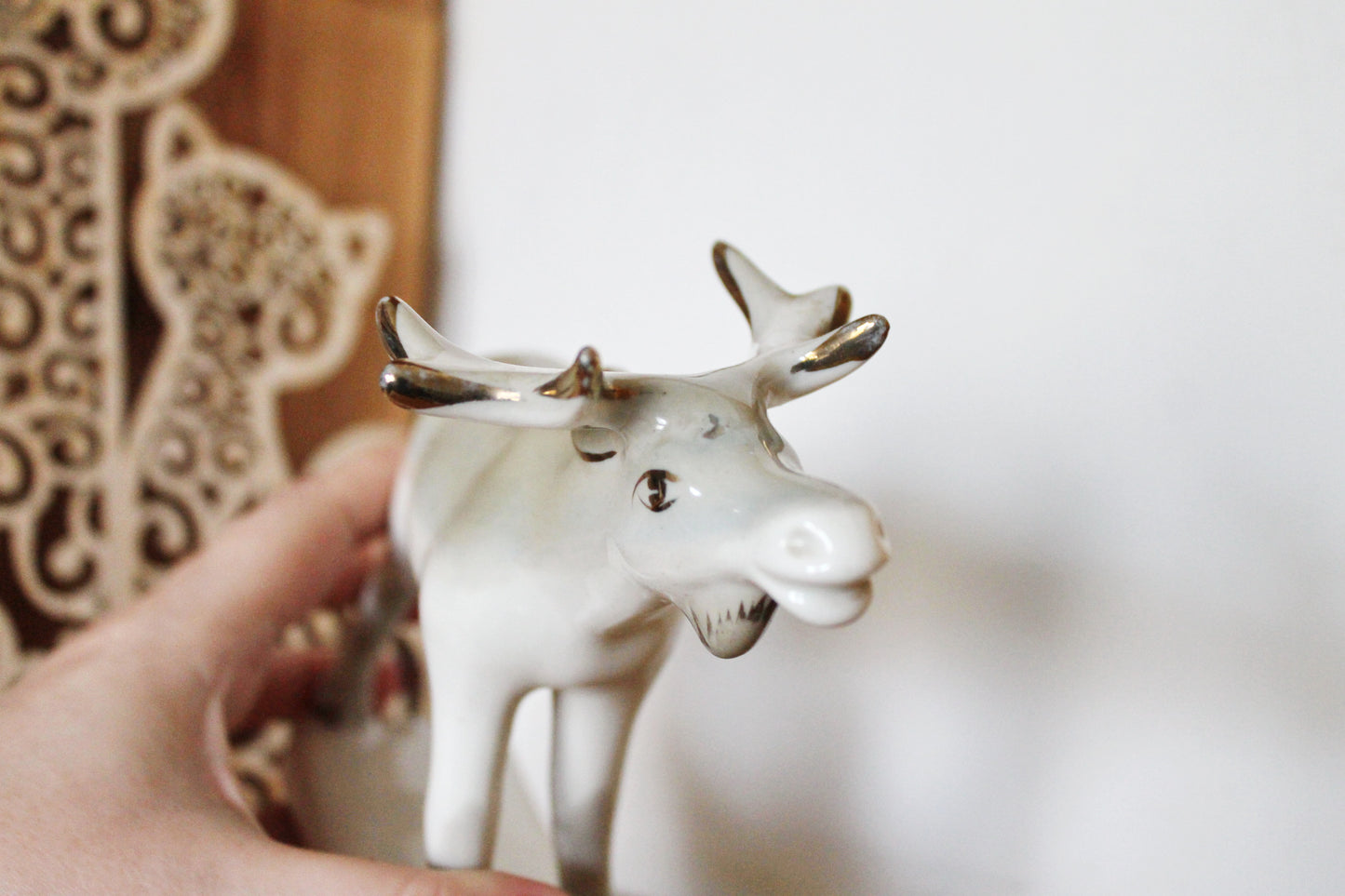 Vintage porcelain Elk - Ukrainian vintage - Ukrainain porcelain - Home decor - hand painted - made in USSR Ukraine - 1970s