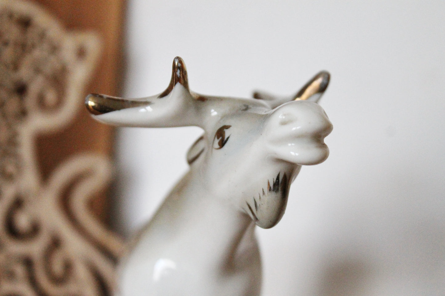 Vintage porcelain Elk - Ukrainian vintage - Ukrainain porcelain - Home decor - hand painted - made in USSR Ukraine - 1970s