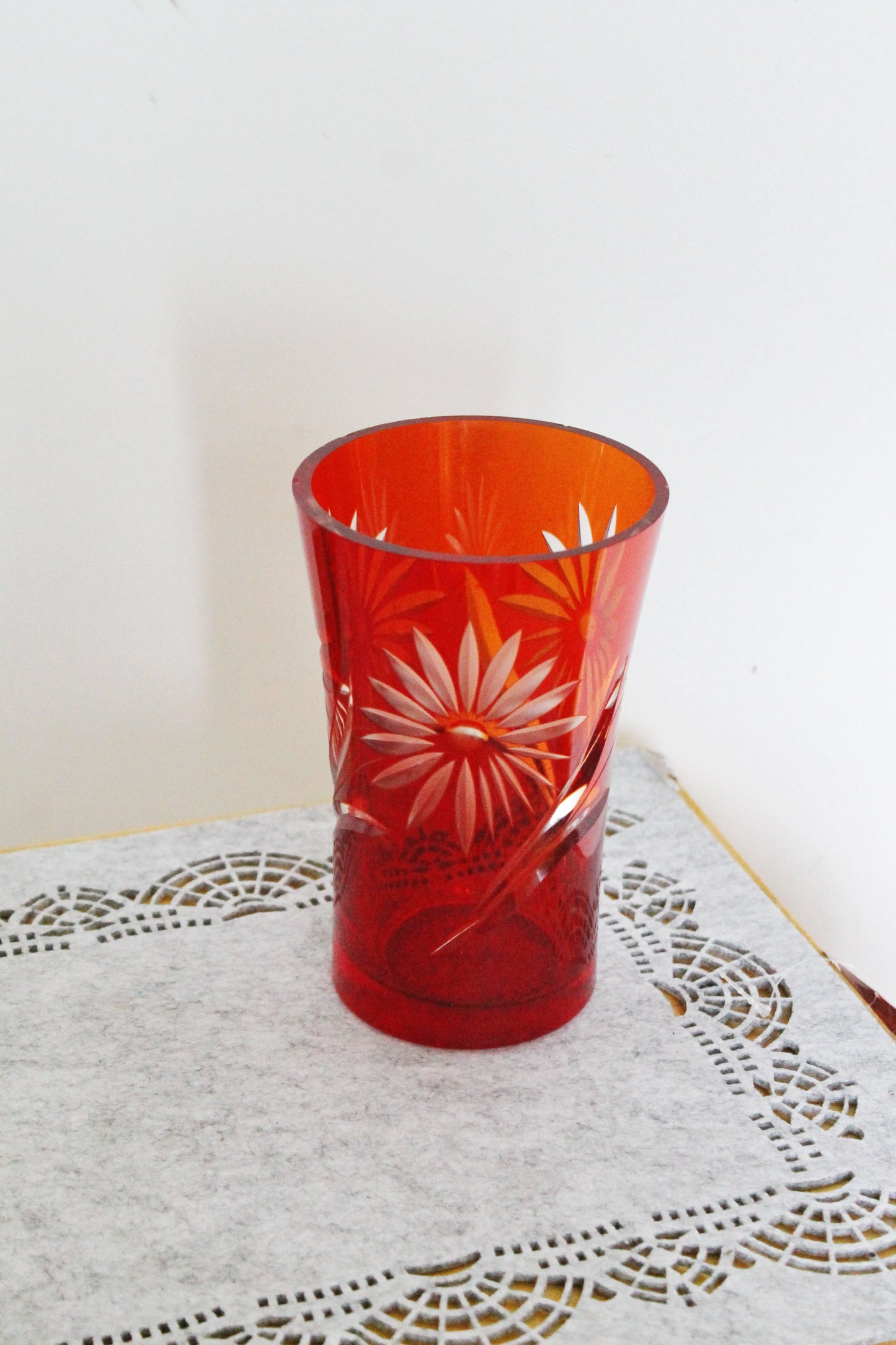 Soviet vintage red glass vase - USSR beautiful vintage vase - soviet vase - home decor vase - 1980s