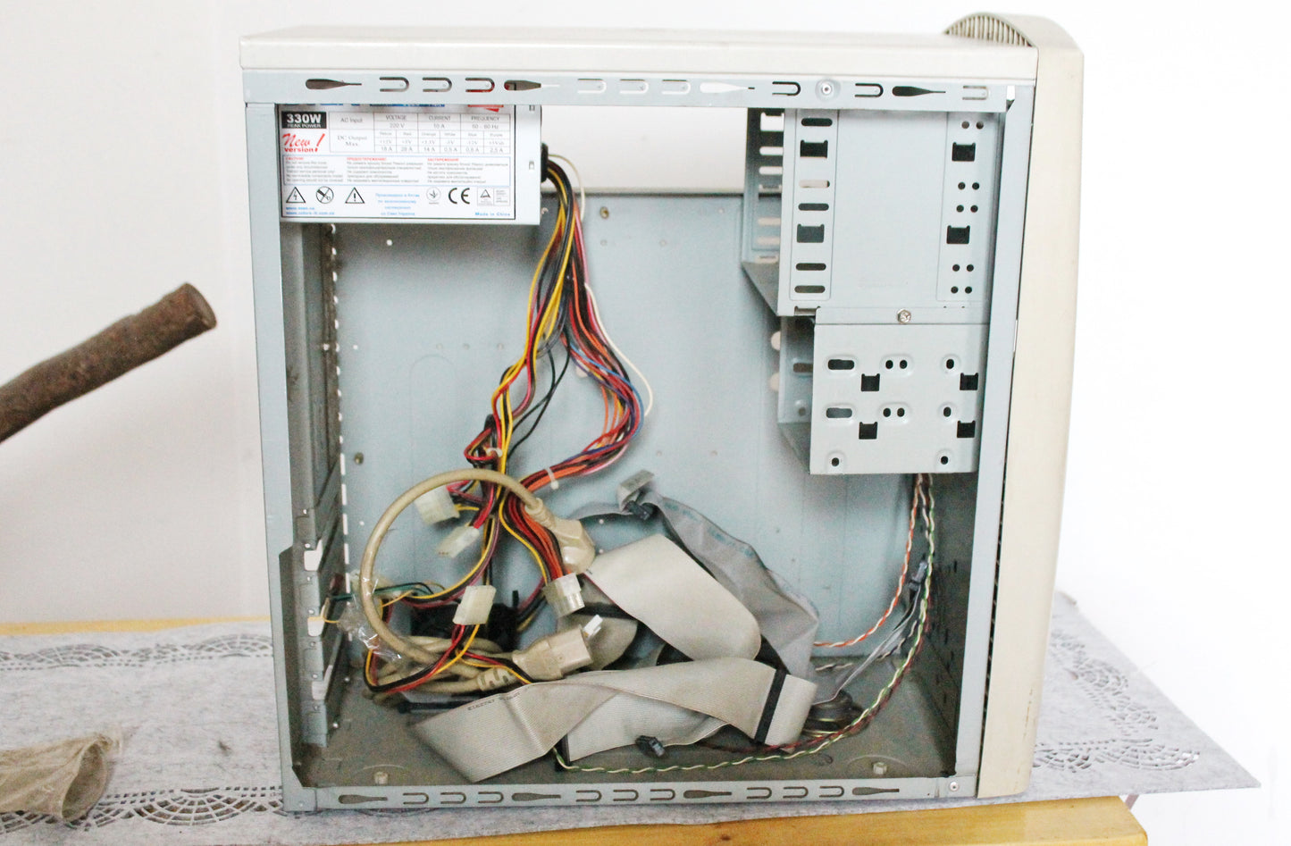 Vintage computer old case - 1990-2000s - vintage electronics