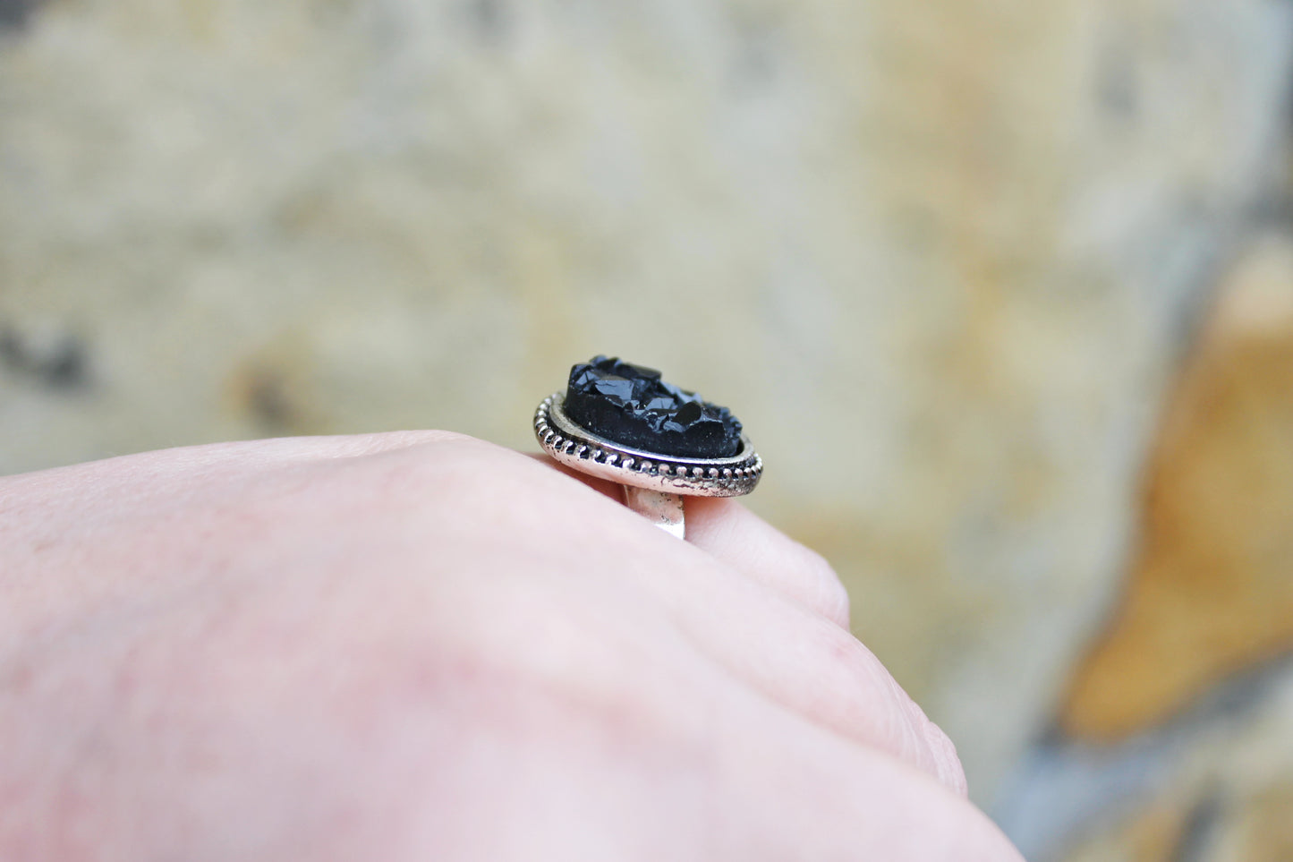 Vintage old metall Germany bijouterie ring with some stones - size 6.5 - Vintage Mother's Day Jewelry - Jewelry Gift - made in Germany - 1980s