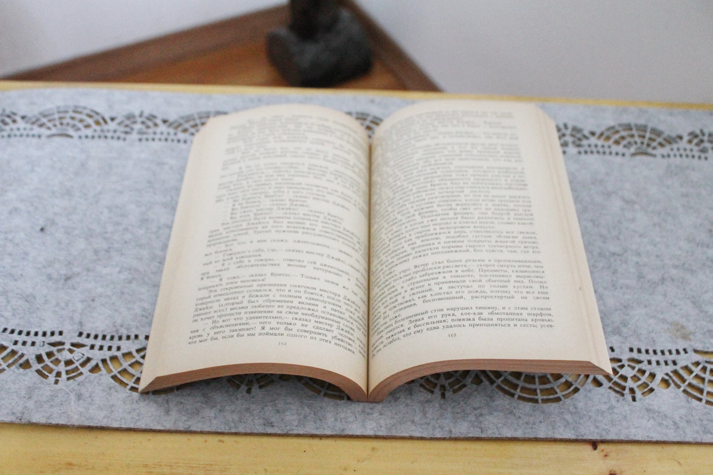 Vintage soviet book - Charles Dickens "The adventures of Oliver Twist". USSR vintage book - vintage from Ukraine - 1986