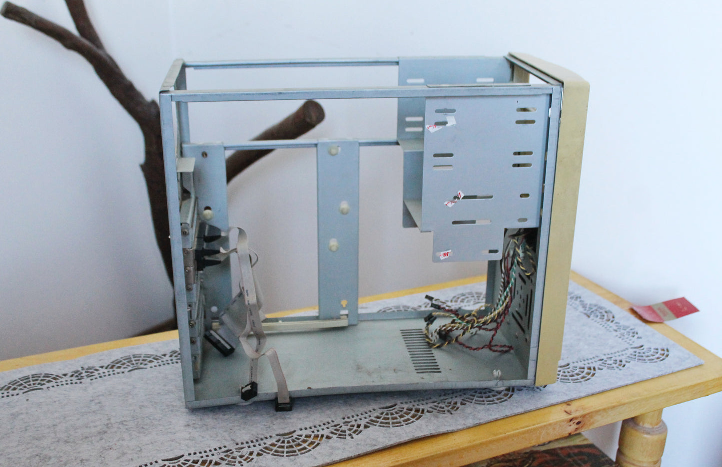 Vintage computer empty old case - 1990-2000s - vintage electronics