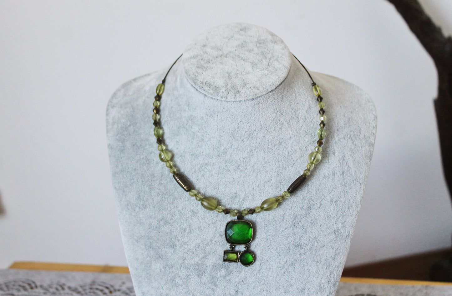 Vintage green beaded necklace from Germany - Nekclace 1990s - Germany vintage bijouterie - gift neckalce