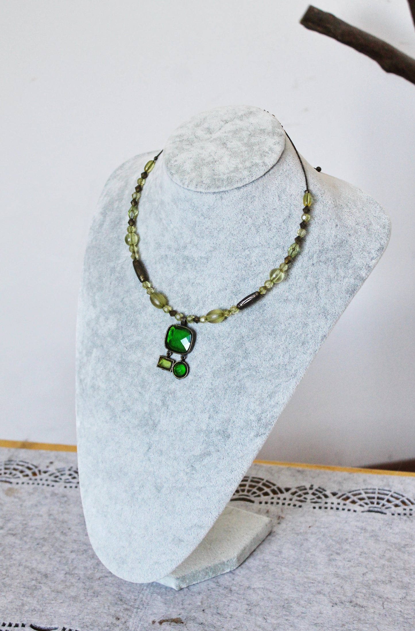 Vintage green beaded necklace from Germany - Nekclace 1990s - Germany vintage bijouterie - gift neckalce