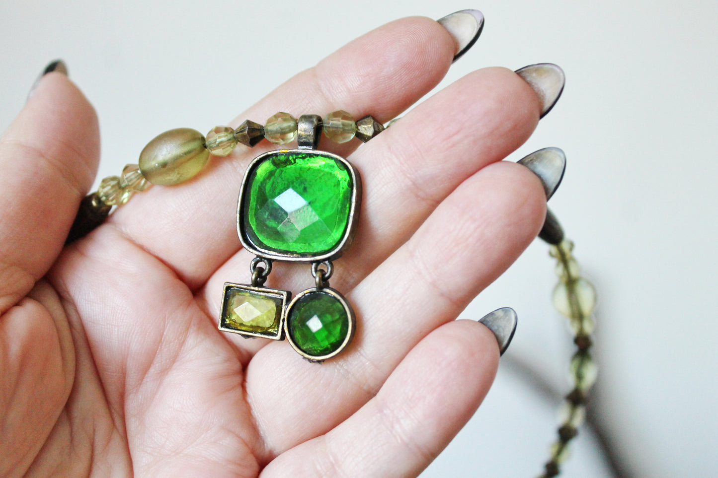 Vintage green beaded necklace from Germany - Nekclace 1990s - Germany vintage bijouterie - gift neckalce