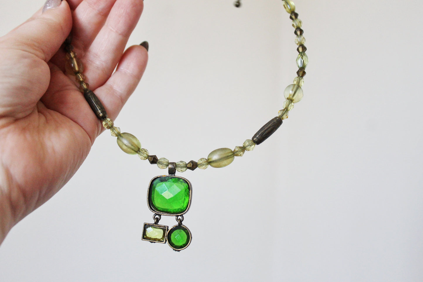 Vintage green beaded necklace from Germany - Nekclace 1990s - Germany vintage bijouterie - gift neckalce