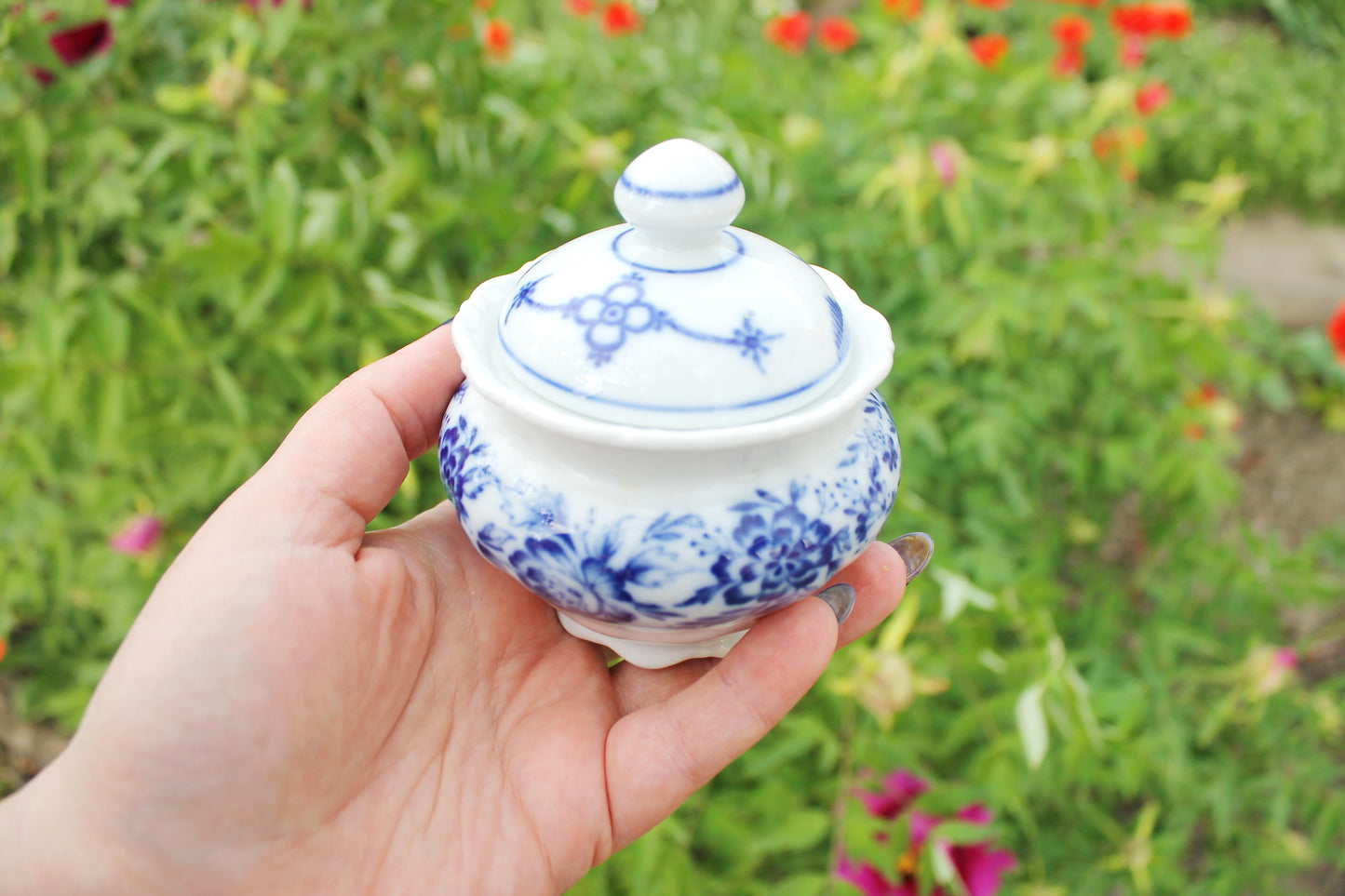 Vintage German Porcelain Sugar Bowl – Seltmann Weiden "Theresia Heimatland" – Blue Floral Bavaria West Germany