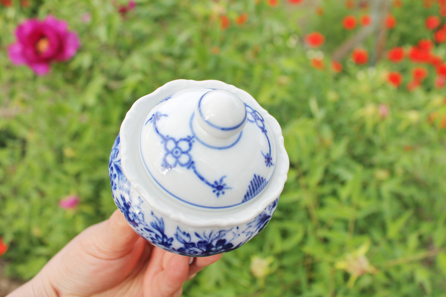 Vintage German Porcelain Sugar Bowl – Seltmann Weiden "Theresia Heimatland" – Blue Floral Bavaria West Germany