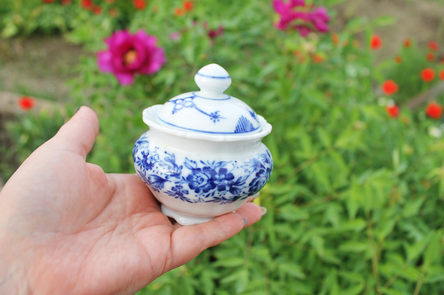 Vintage German Porcelain Sugar Bowl – Seltmann Weiden "Theresia Heimatland" – Blue Floral Bavaria West Germany